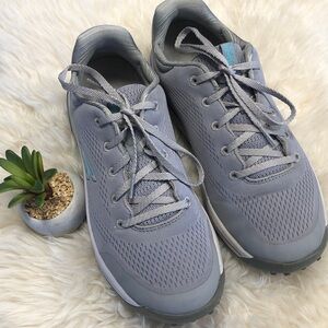 GoGolf GOLF 9 TENNIES Gray EUC